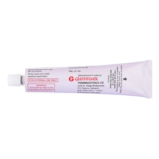 Momate Ointment